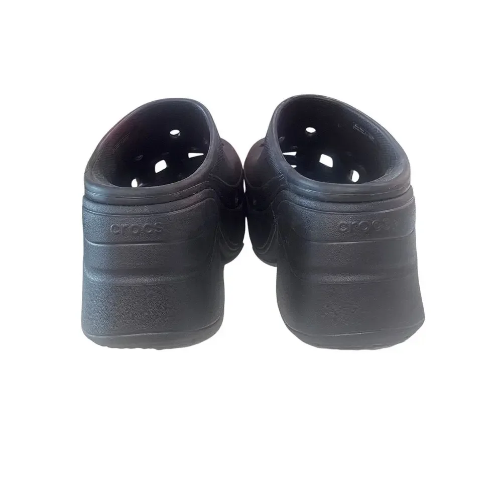 Women’s sz 12 Platform Crocs